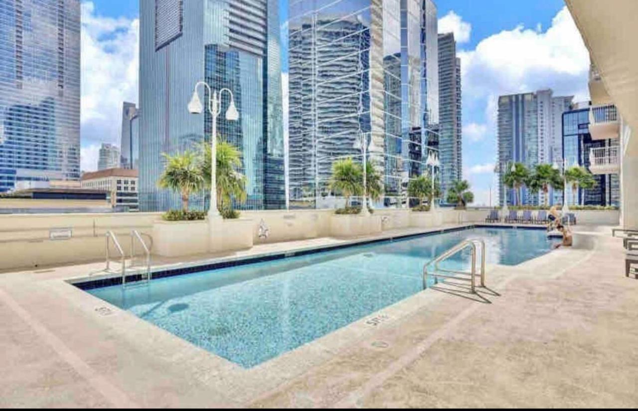Luxurious 1Br High Rise Condo Brickell-Free Parking マイアミ エクステリア 写真