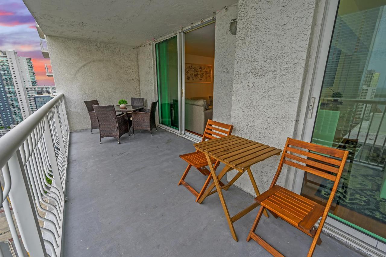 Luxurious 1Br High Rise Condo Brickell-Free Parking マイアミ エクステリア 写真